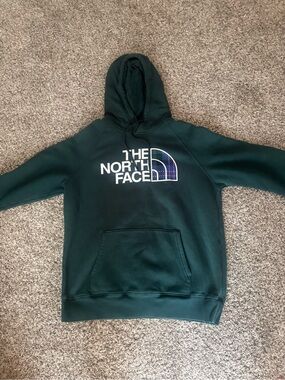 The North Face Men's Dark Green Logo Crewneck Hoodie